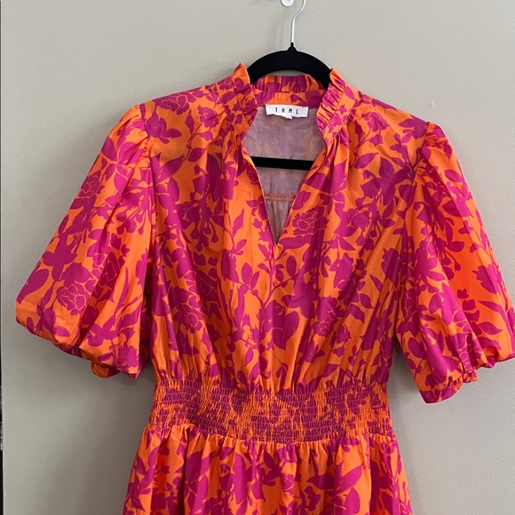 THML Living The Dream Orange & Magenta Floral Mini Dress size medium - Picture 2 of 16